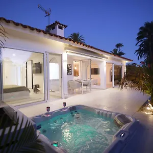  Holiday home Sun Club P65 Premium